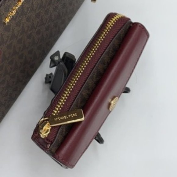 MICHAEL KORS JET SET TRAVEL SM CNR ZIP CARD HOLDER - Picture 15 of 15